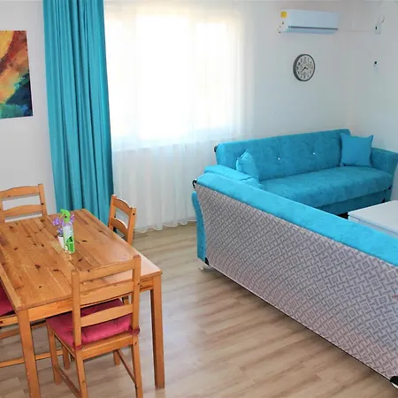 Mavi Restaurant & 2 Apartament Didim