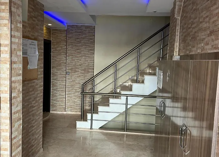 Mavi Restaurant & 2 Apartman *