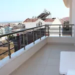 דירה Mavi Restaurant & 2 דידים